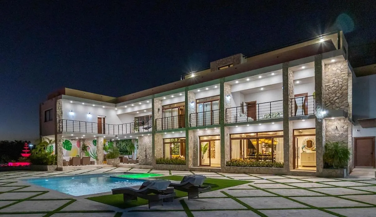 Villa La Chiquita Paradise Pool And Bbq Baní República Dominicana